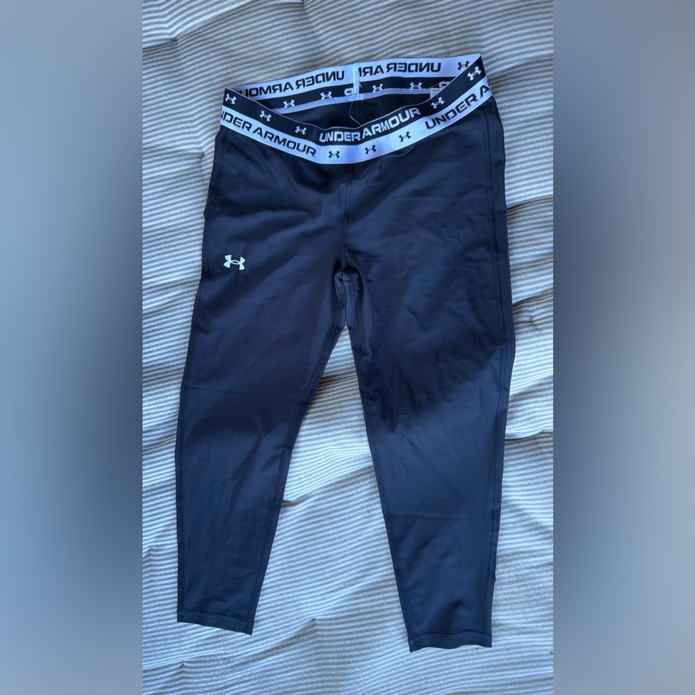 Under Armour Black Leggings Streamlined Athletic Bottoms